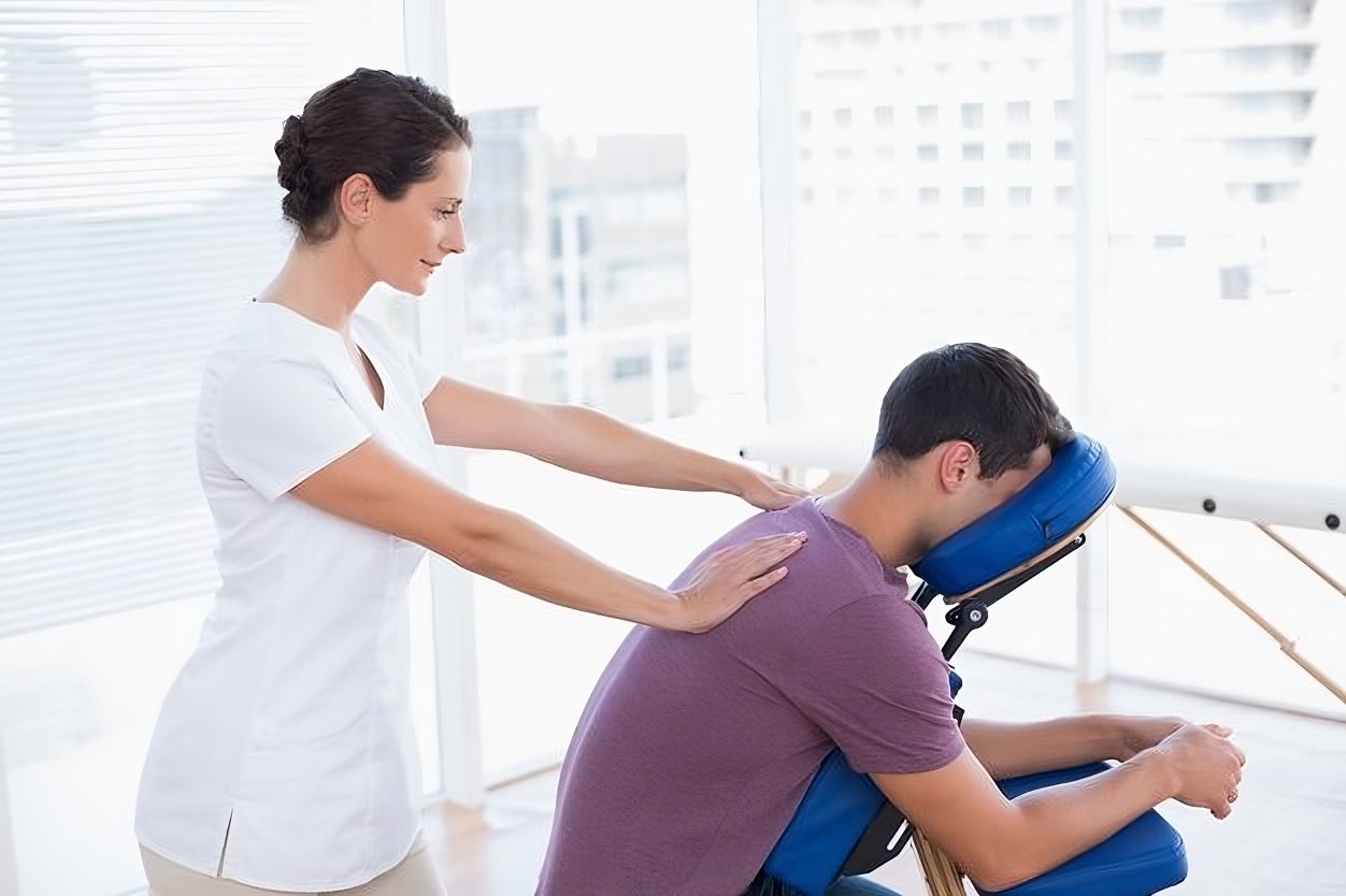 Die Vorteile von Büromassage – Mehr Entspannung und Produktivität im Arbeitsalltag